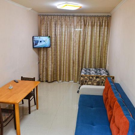 Marina Apartment เยเรวาน ภายนอก รูปภาพ